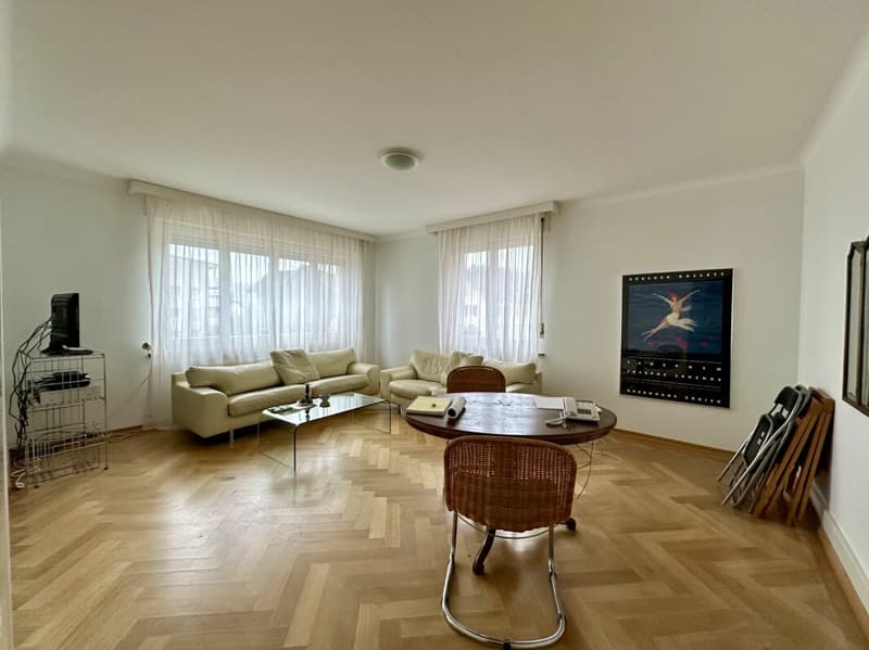 Casa multifamiliare con quota commerciale e impianto PV nella zona centrale (5)