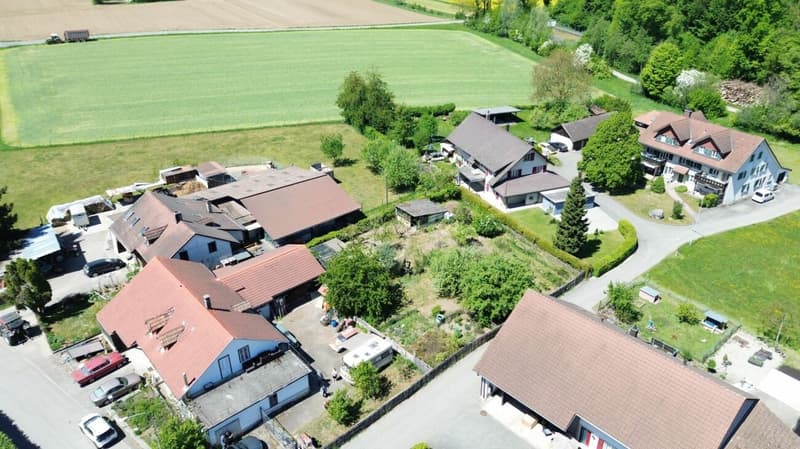 693 m² building land in a quiet location, perfect basis for your dream house (3)
