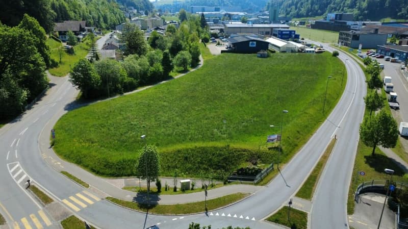 Attractive new building advertising space on the 2nd upper floor in a top location with 2,298 m² of usable space! (5)