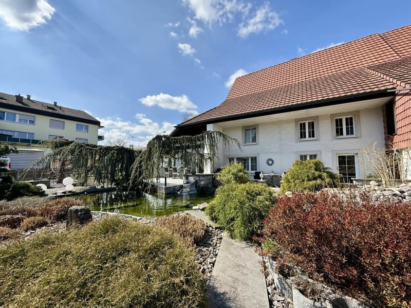Propriété unique avec espace commercial, paradis de jardin et potentiel d'expansion (21)