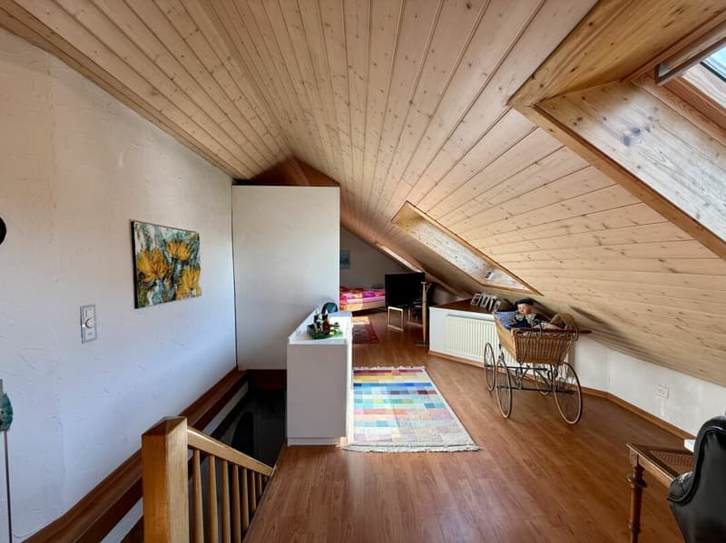 Propriété unique avec espace commercial, paradis de jardin et potentiel d'expansion (17)