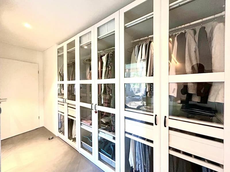 Unique 5.5-room apartment with panoramic views in Hölstein! (9)