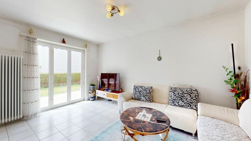 Maison familiale dans un quartier calme et central à Reinach BL (2)