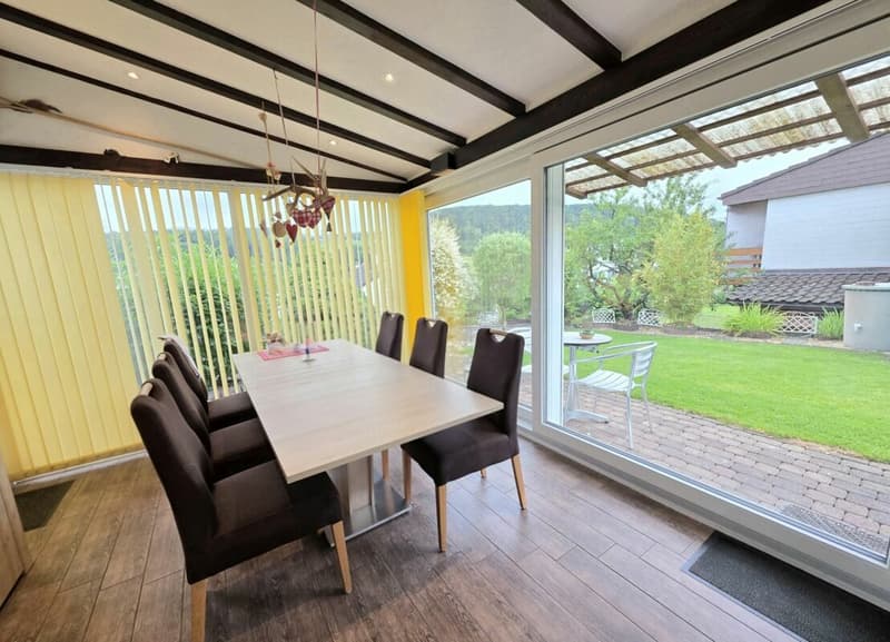 Family happiness with winter garden, fireplace, and large garden (14)