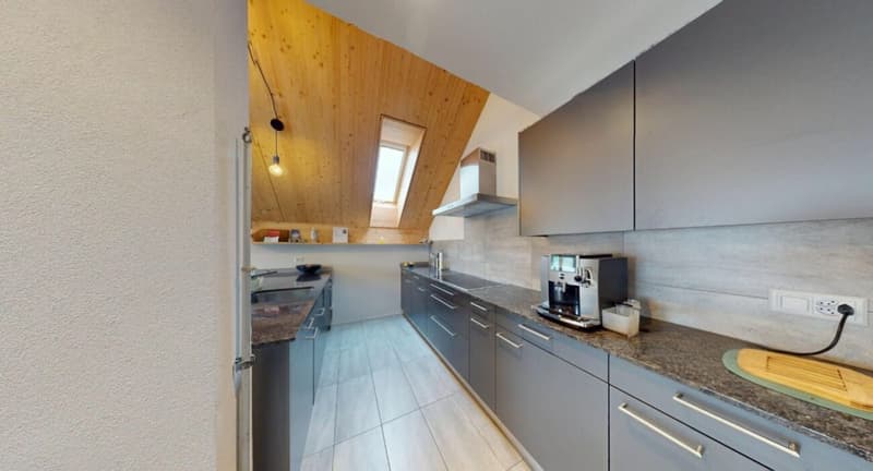 168 m² Wohntraum mit beeindruckender Galerie in Wangen an der Aare (5)