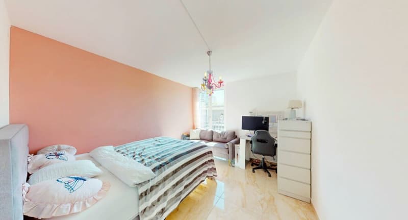 A Home to Fall in Love with! Living with 360° Panorama (6)