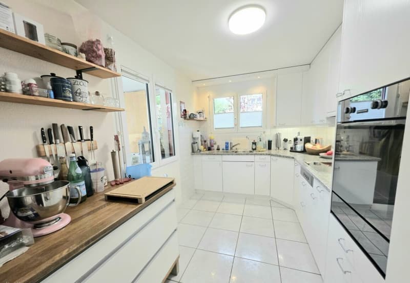 Beaucoup d'espace pour vivre ! Appartement de jardin familial à Muttenz (6)