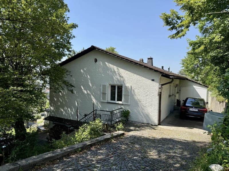 Maison unifamiliale de 5,5 pièces modernisée avec piscine et vue panoramique (4)