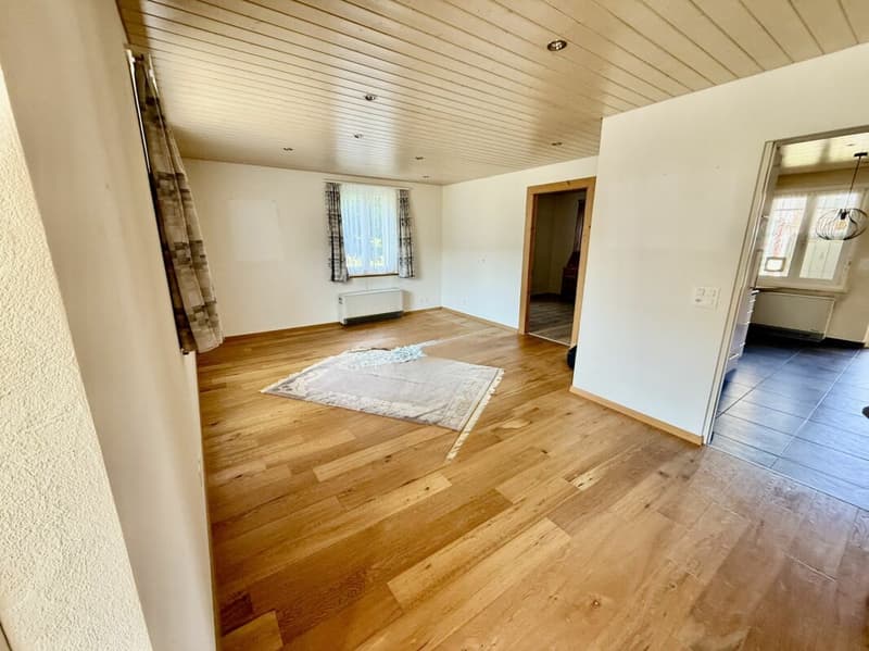 Wohnen, Arbeiten oder Investieren - Bauernhaus mit grossem Potenzial in Busswil (8)