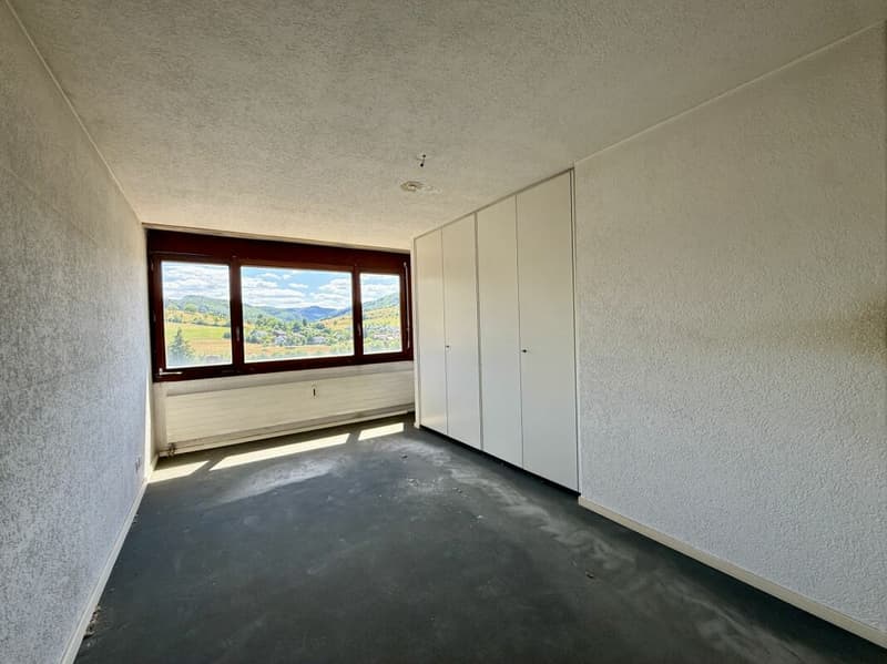 Traumhafte Aussicht und grosses Potenzial: Reihenhaus in Magden (7)