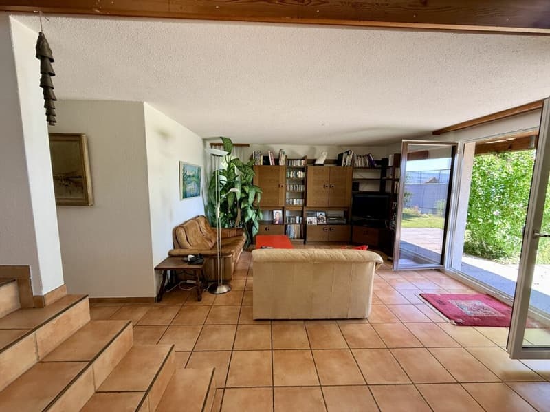 Detached single-family house with geothermal heating, Gaggenau kitchen, and garden paradise (5)