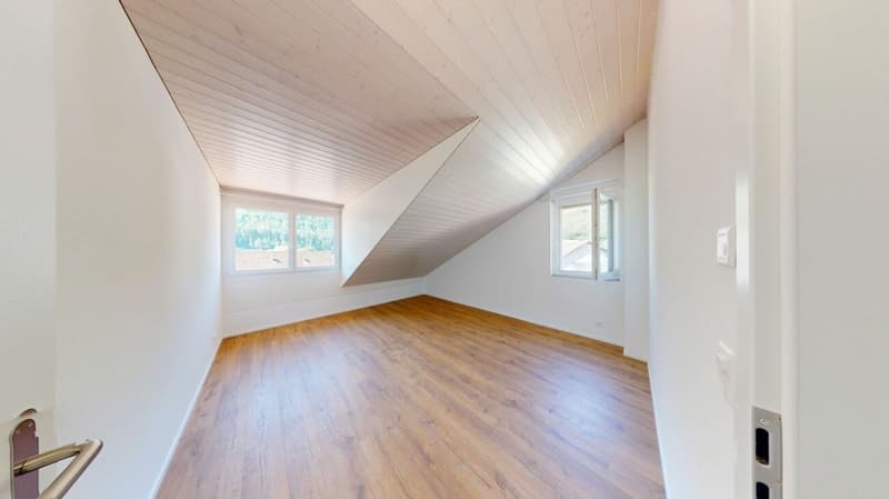 First-time occupancy! Exclusive 3.5-room maisonette apartment with large gallery & view (9)