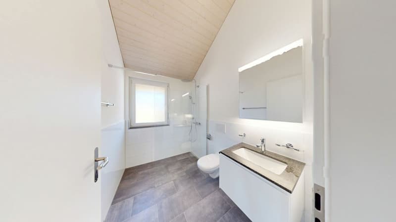 First-time occupancy! Exclusive 3.5-room maisonette apartment with large gallery & view (7)