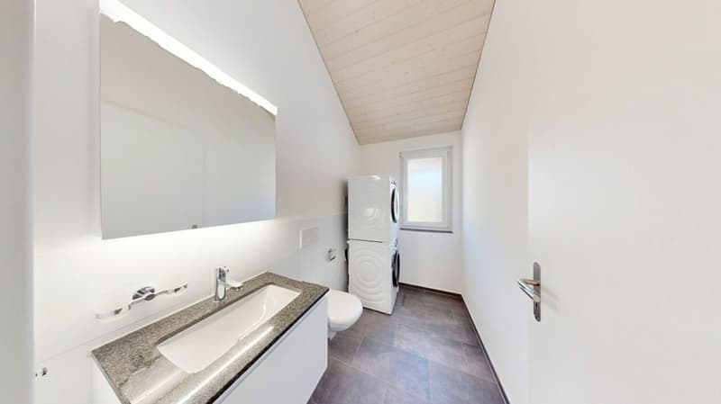 First-time occupancy! Exclusive 3.5-room maisonette apartment with large gallery & view (8)