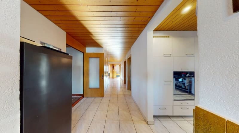 Exclusive 8-room single-family house with annex, large garden and workshop garage in rural location (7)