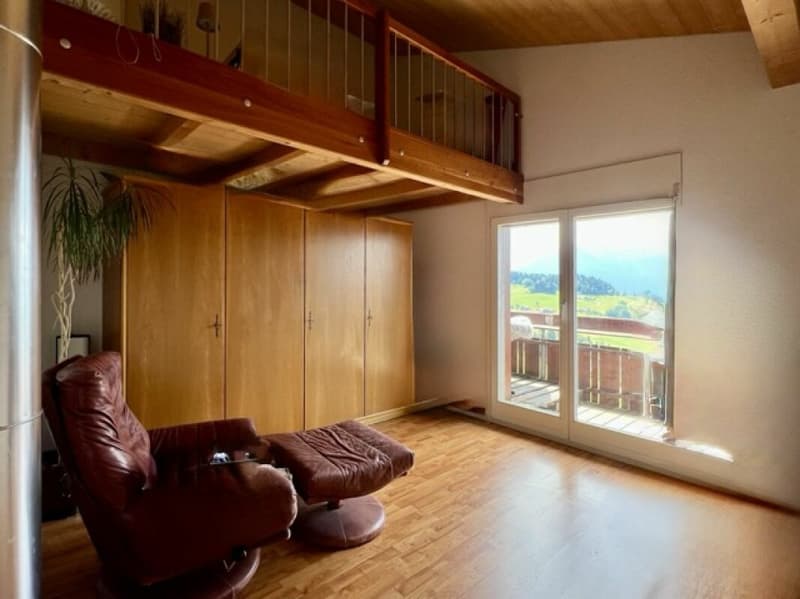 Maison à deux familles avec studio séparé (4)