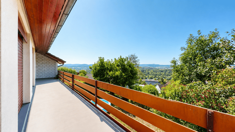 Living with a view on the villa hill of Biberstein (5)