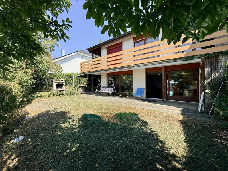 Living with a view on the villa hill of Biberstein (3)
