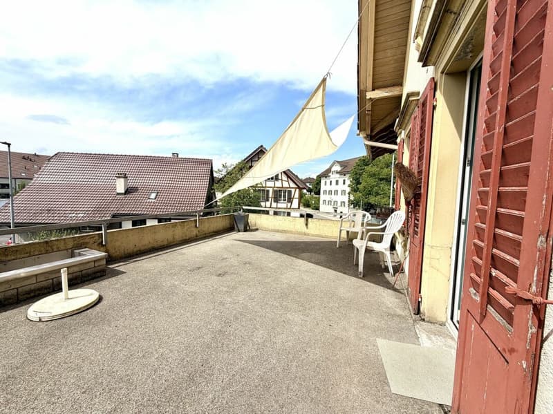 Renditeobjekt mit 20 Zimmern und historischem Charme in Bünzen! (8)