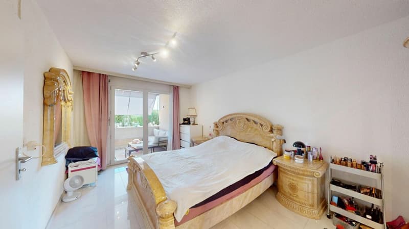 Appartement de 2,5 pièces modernisé en centre-ville (4)
