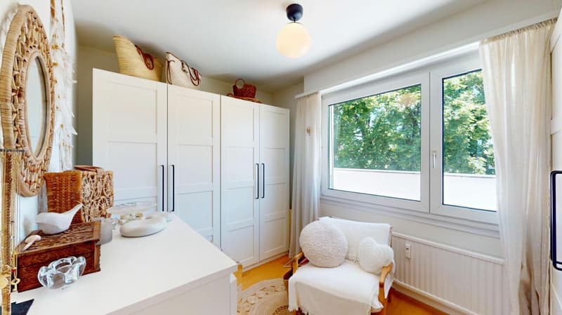 Appartamento in mansarda modernizzato con terrazza 360° da sogno (6)