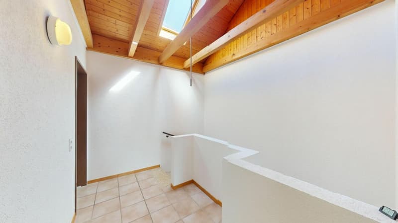 Maison familiale en rangée de 6,5 pièces située au calme avec beaucoup d'espace (8)