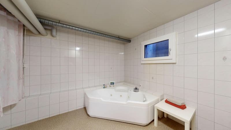 Maison familiale en rangée de 6,5 pièces située au calme avec beaucoup d'espace (11)