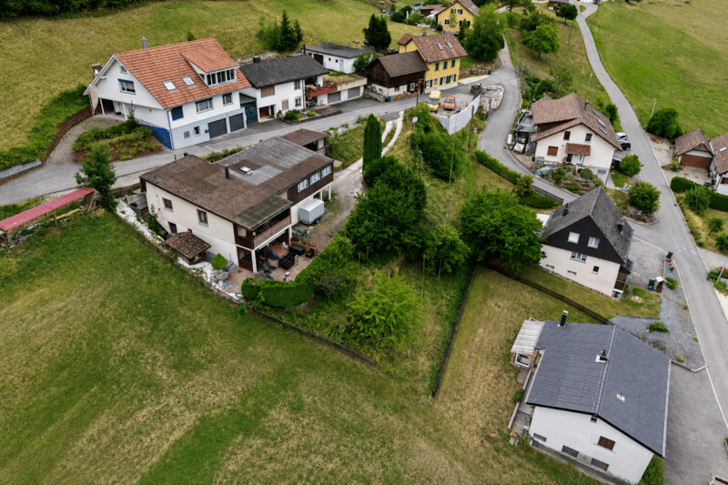 Building land with new construction project for four small houses in a sunny woodland location (2)