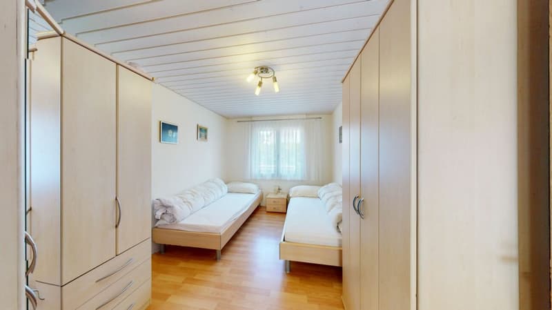 Charmantes 4.5 Zimmer Einfamilienhaus mit liebevoll gestaltetem Garten (11)