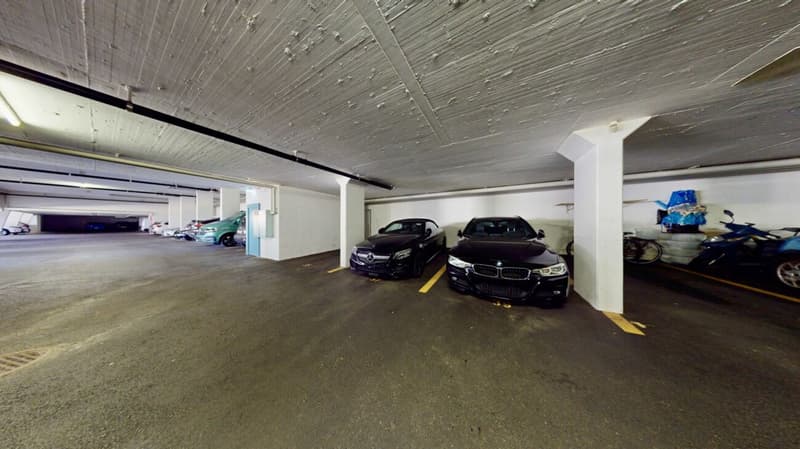 Exklusive 4.5-Zimmer-Wohnung in Greppen - Wohnen mit See- und Bergblick (24)