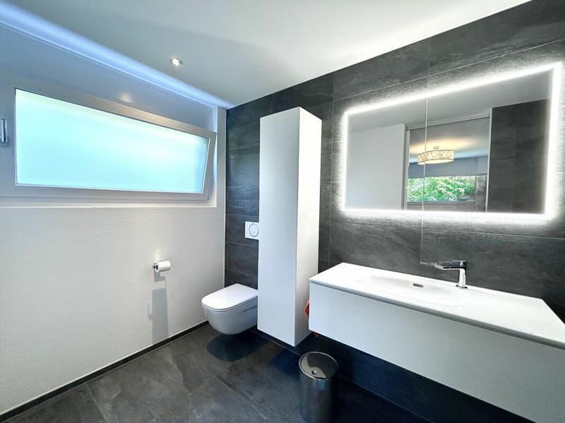 Hochwertiges Wohnen mit Whirlpool in moderner 6.5-Zimmer-Wohnung! (9)