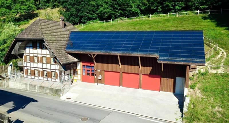 Modernisiertes Einfamilienhaus mit hochwertigem Neubau-Anbau in Thörigen! (2)