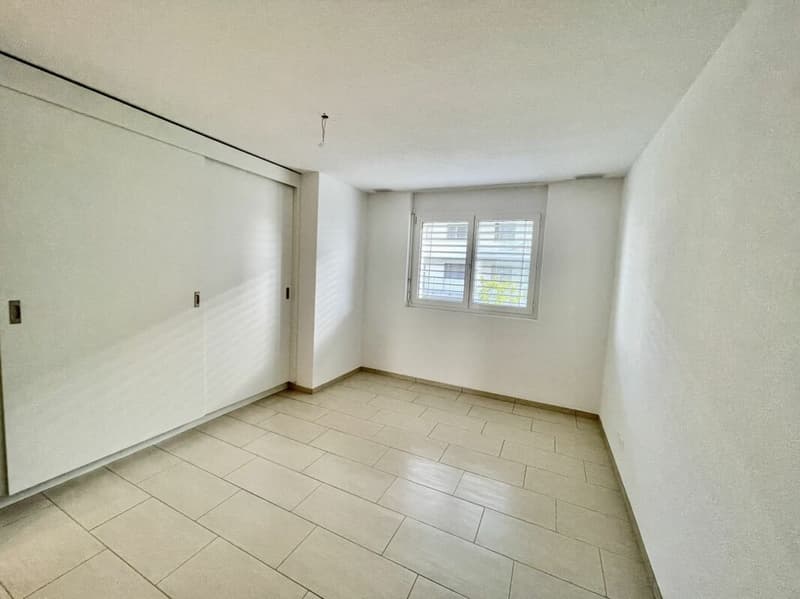 Moderne 4.5 Zimmer Wohnung mit Terrasse & Lift in Luterbach (9)