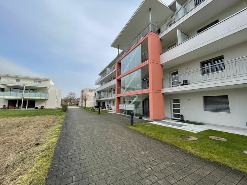 Moderne 4.5 Zimmer Wohnung mit Terrasse & Lift in Luterbach (4)