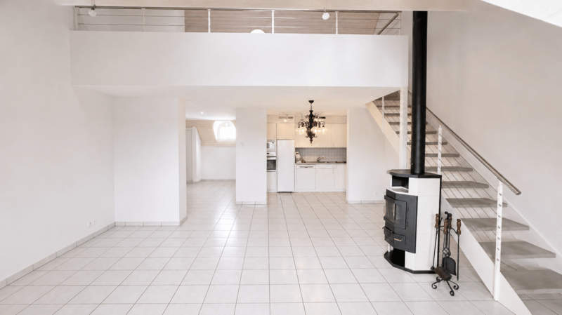 Charmante 2.5-Zimmer-Maisonette an ruhiger Lage (2)