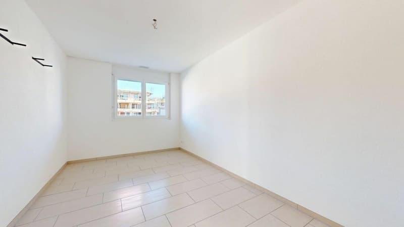 Moderne 4.5 Zimmer Wohnung mit Terrasse & Lift in Luterbach (7)