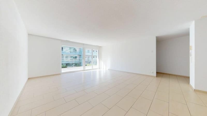 Moderne 4.5 Zimmer Wohnung mit Terrasse & Lift in Luterbach (2)