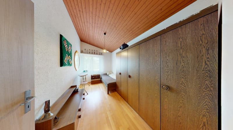 RESERVIERT . Charmantes 5.5 Zimmer Einfamilienhaus mit Alpenblick und traumhaftem Garten (9)