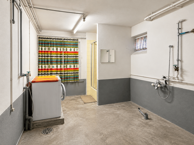 Mehrfamilienhaus mit Entwicklungspotenzial an zentraler Lage in Degersheim (9)