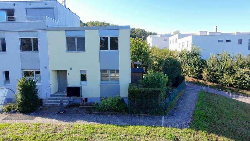 Ihr neues Familienglück, grosszügiges 5.5 Zimmer Eckhaus mit privatem Garten! (4)
