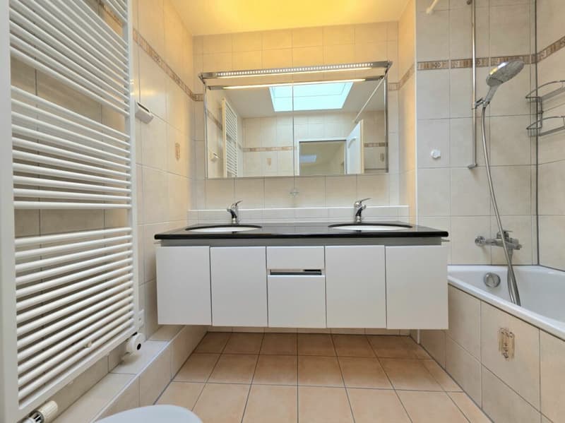 Ihr neues Familienglück, grosszügiges 5.5 Zimmer Eckhaus mit privatem Garten! (19)