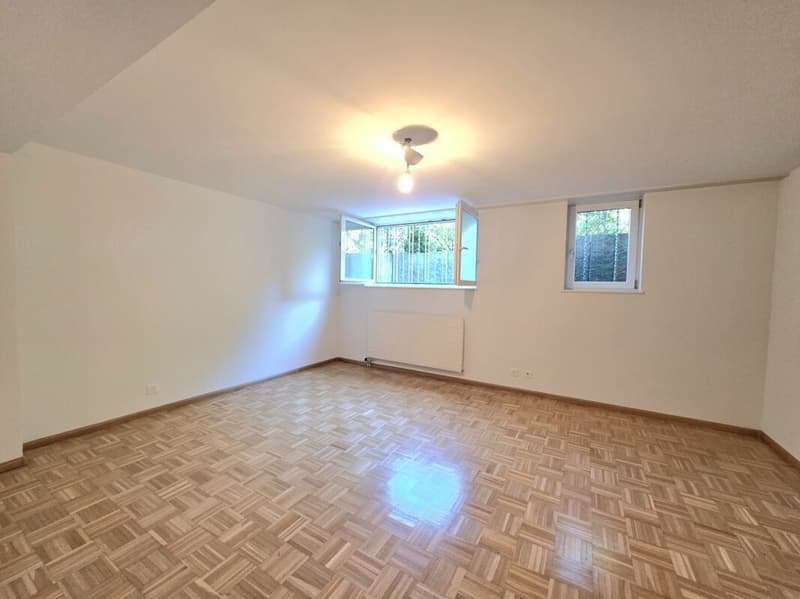Ihr neues Familienglück, grosszügiges 5.5 Zimmer Eckhaus mit privatem Garten! (18)