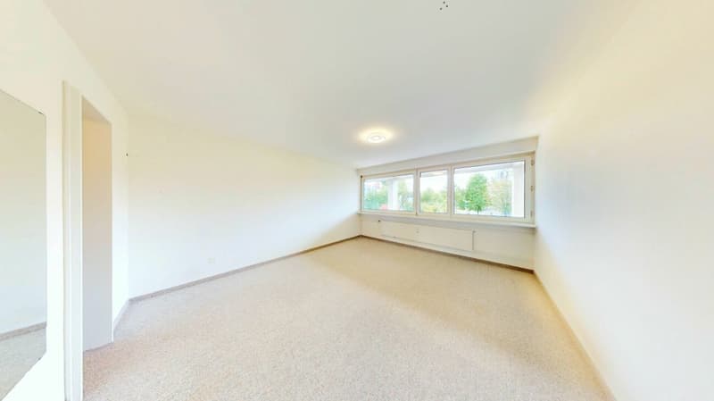 Wohnen auf zwei Ebenen! Charmante 3.5 Zimmer Maisonette mit Blick ins Grüne (7)