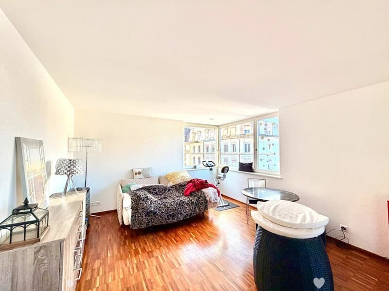 Attraktive 3.5-Zimmer-Wohnung im Baurecht im Herzen von Biel! (1)