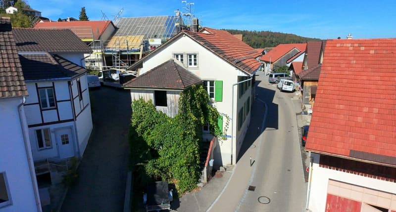 Ein Haus mit Geschichte! Bauernhaus mit Scheune, Charme & riesigem Potenzial (1)