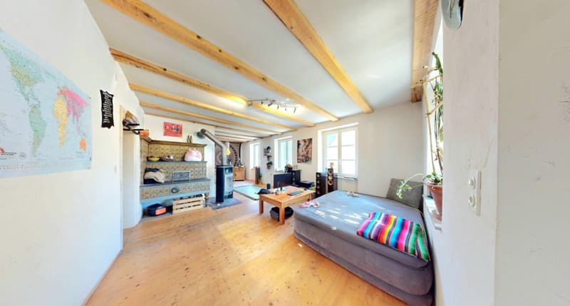 Ein Haus mit Geschichte! Bauernhaus mit Scheune, Charme & riesigem Potenzial (2)