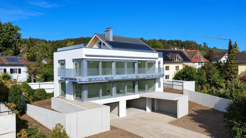 Exklusive 3.5 Zimmer Gartenwohnung mit Seesicht an bester Lage in Stäfa (2)