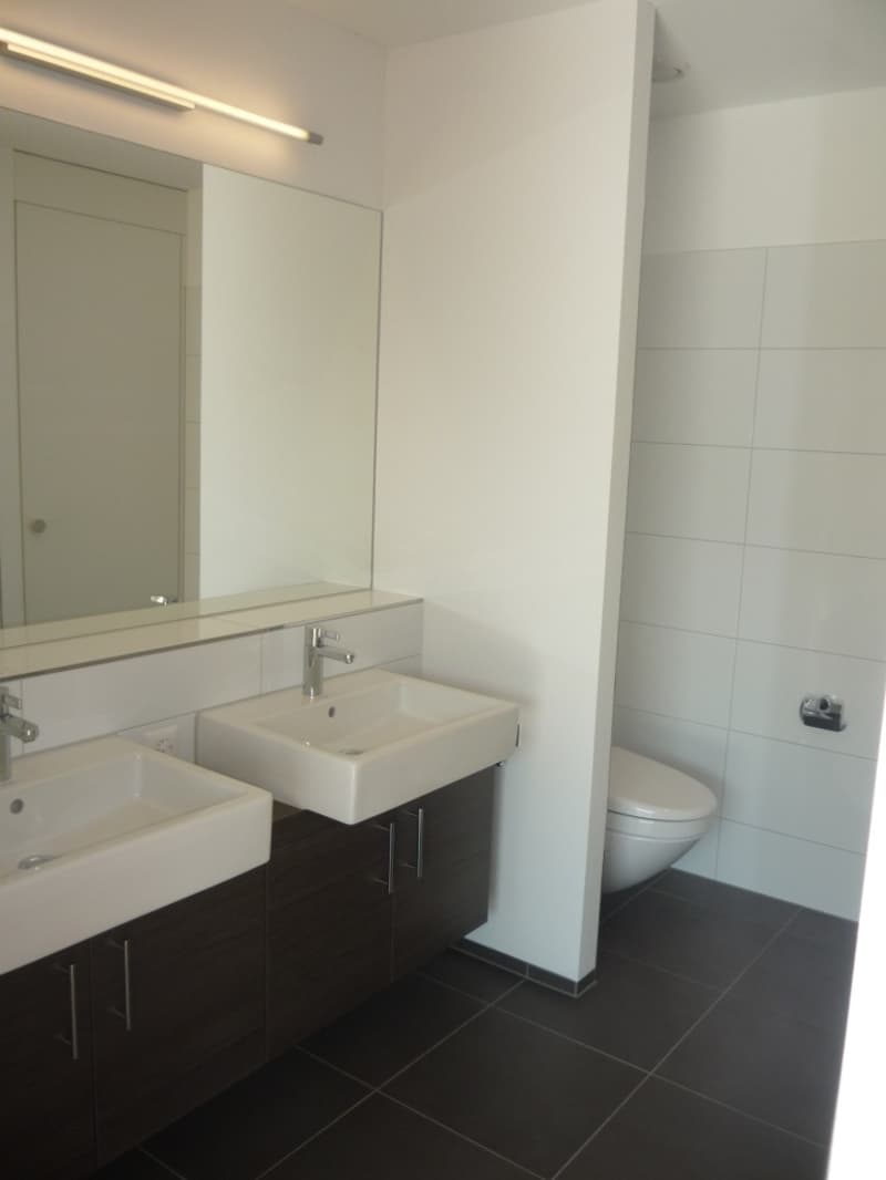 Helle 3.5-Zimmerwohnung mit grossem Balkon und schönem Ausblick (11)