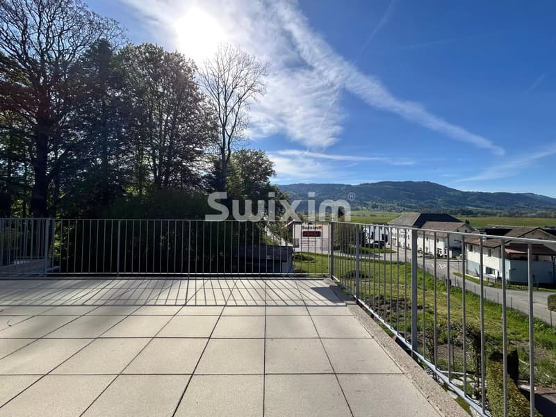 Exclusivity! Beautiful attic apartment with an unobstructed view of the mountains! (6)