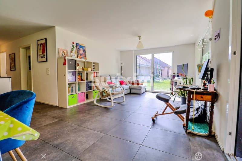 Exklusivität! 4,5-Zimmer-Wohnung mit privatem Garten von 250 m2 (4)